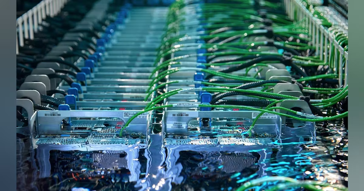 Каковы скрытые затраты на традиционное воздушное охлаждение против пакетов CPU/графического процессора?